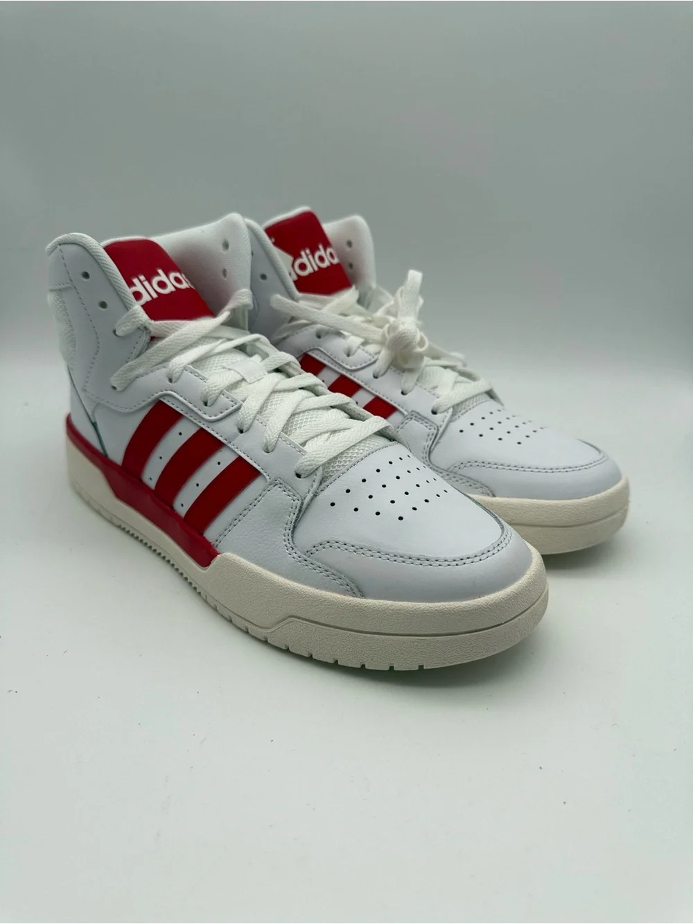 BRAND NEW adidas ENTRAP MID EG4310 White/Scarlett Basketball Shoes Men’s Sz 10.5